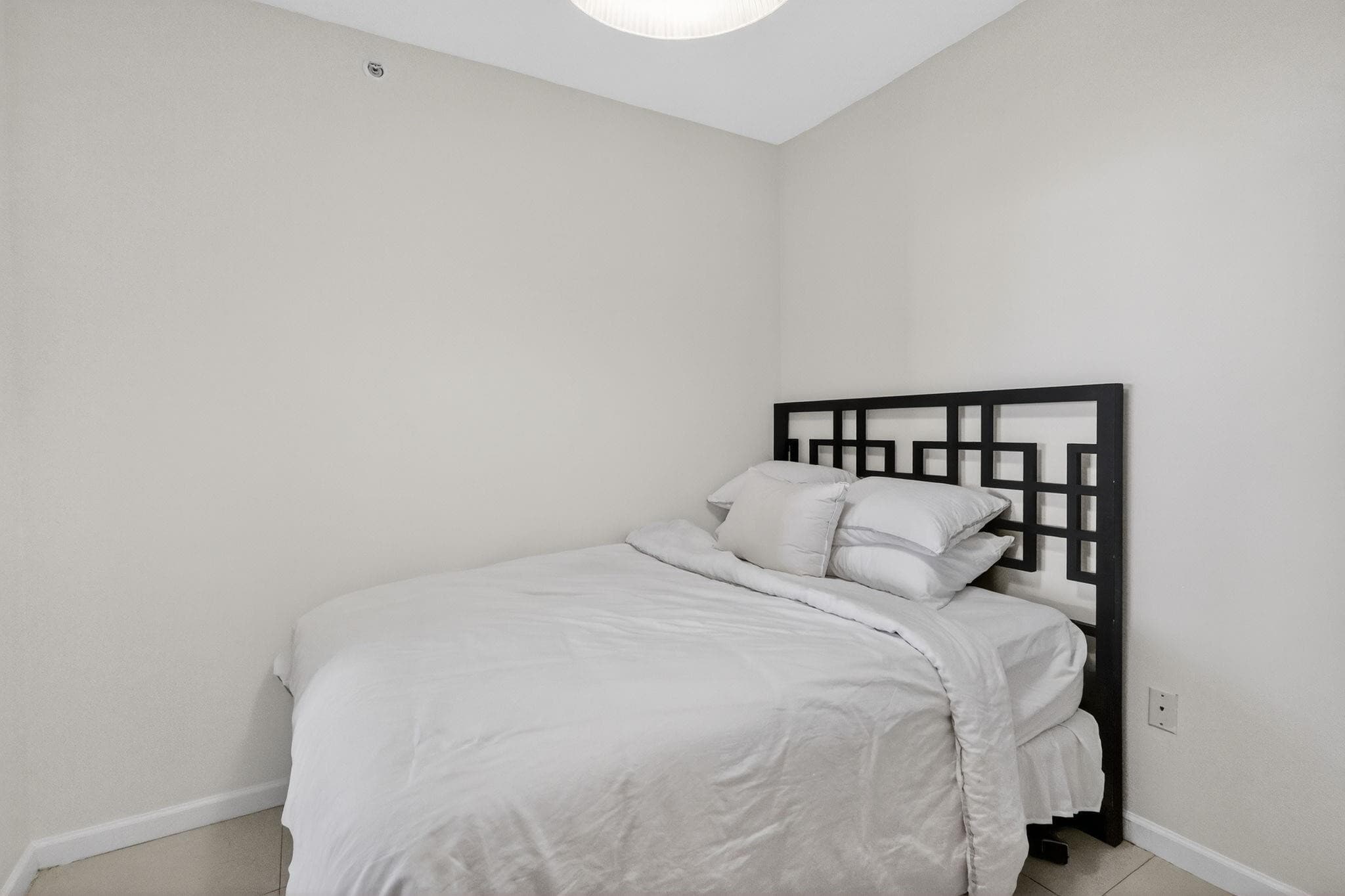 9595 Collins Avenue N-8f, Surfside, FL 33154 — photo 27 of 48