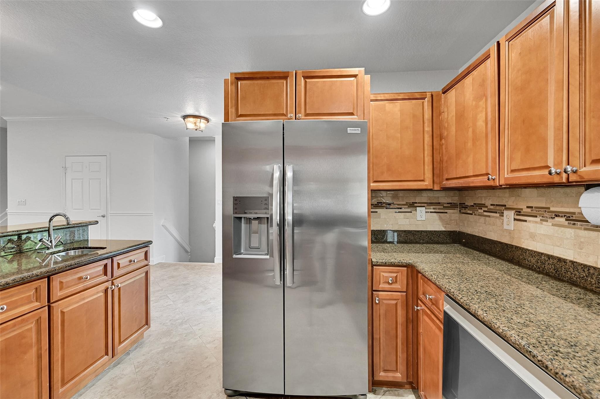 453 NE 1st Street, Pompano Beach, FL 33060 — photo 8 of 54