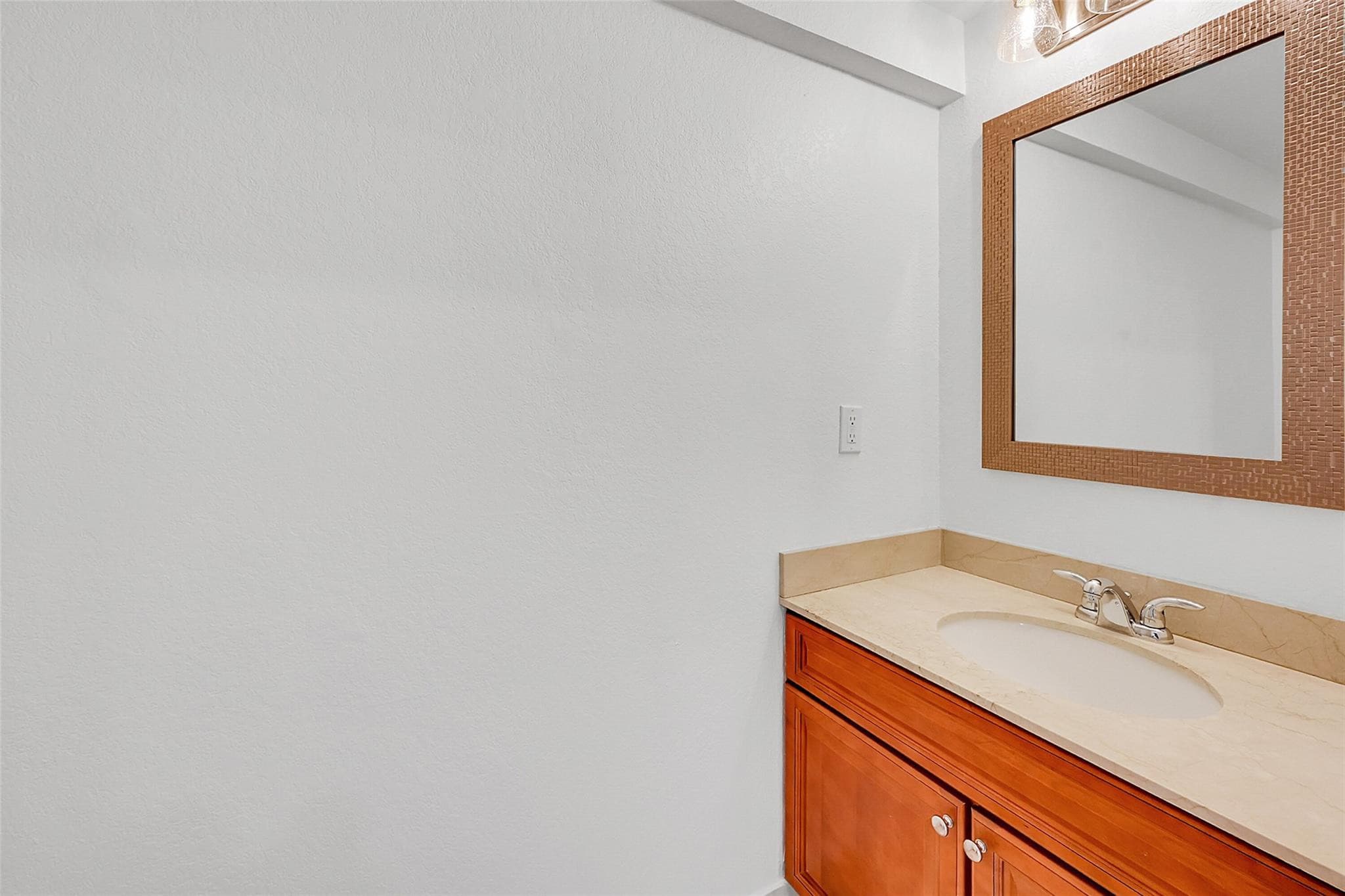 453 NE 1st Street, Pompano Beach, FL 33060 — photo 10 of 54
