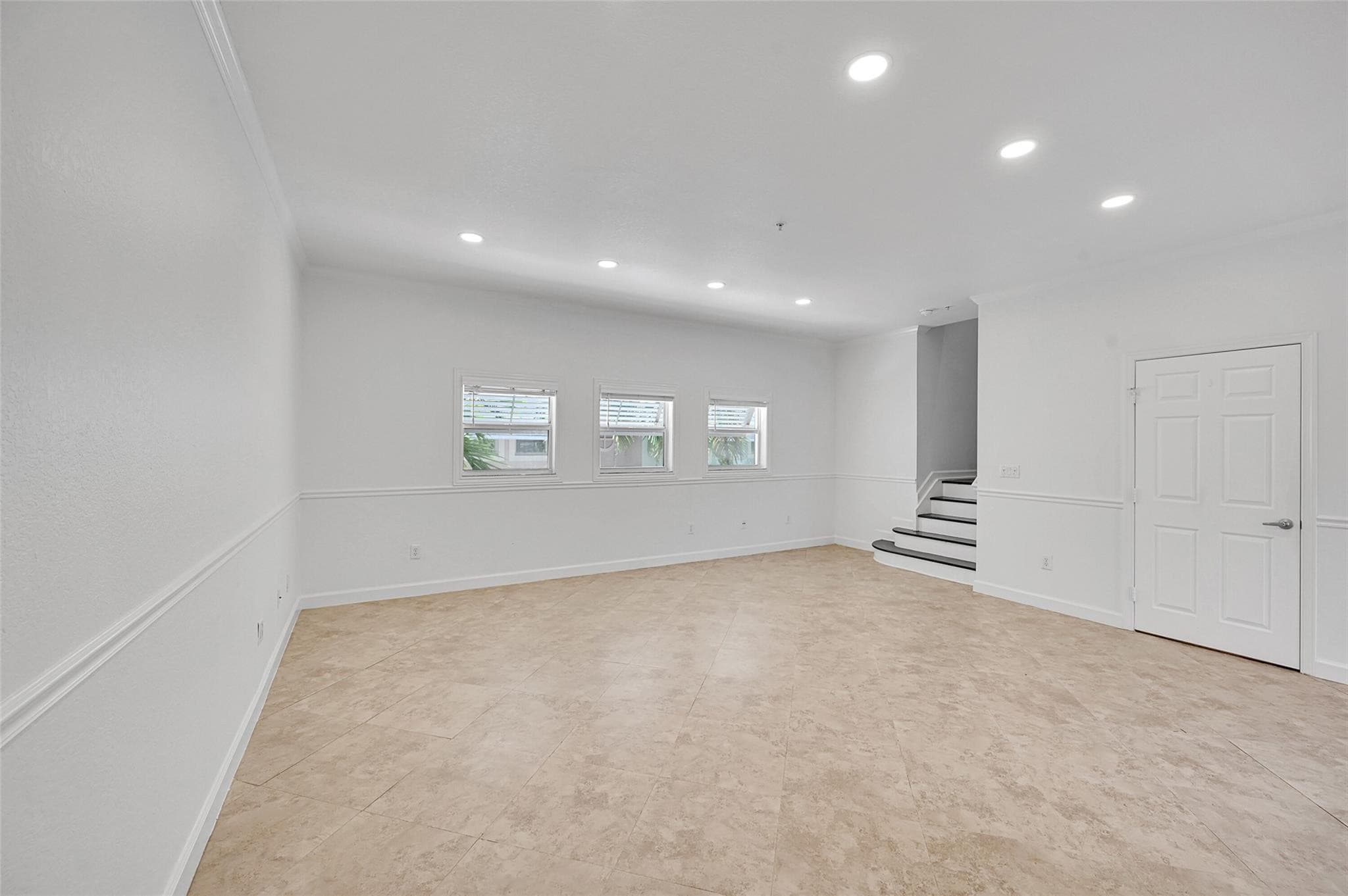 453 NE 1st Street, Pompano Beach, FL 33060 — photo 15 of 54