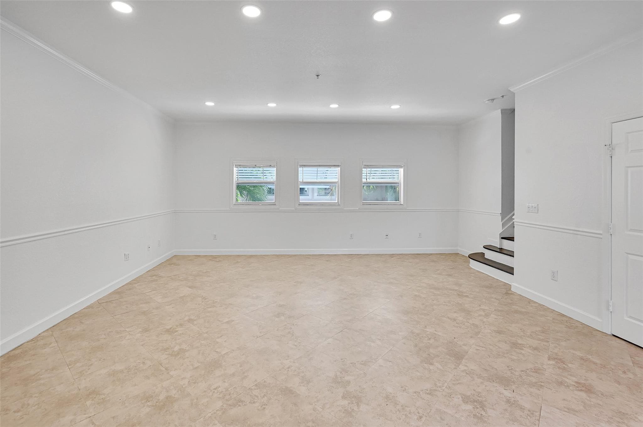 453 NE 1st Street, Pompano Beach, FL 33060 — photo 16 of 54