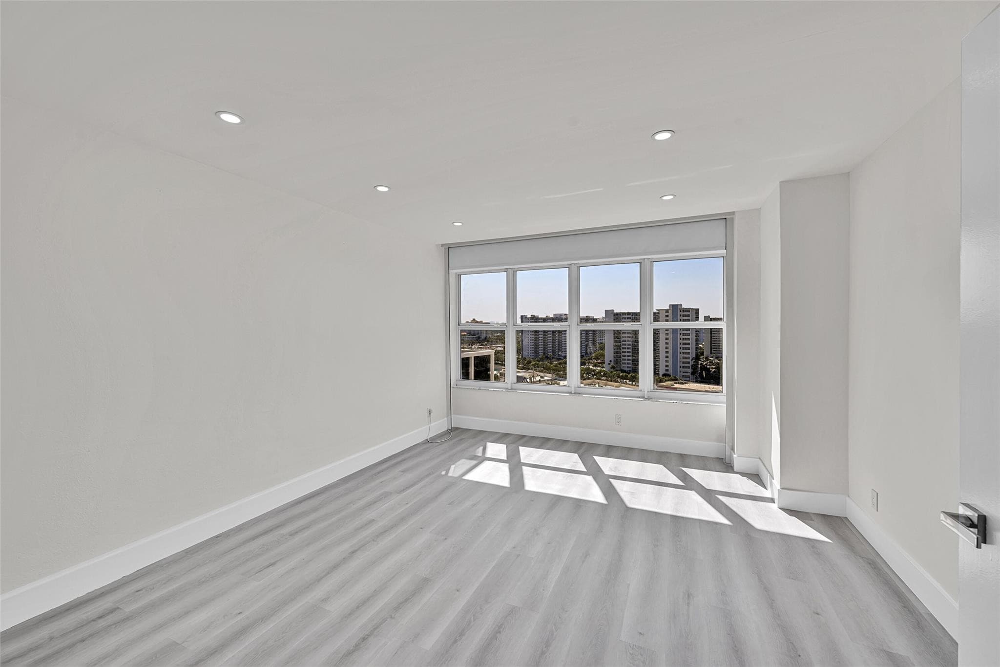 3700 Galt Ocean Drive 1215, Fort Lauderdale, FL 33308 — photo 14 of 32