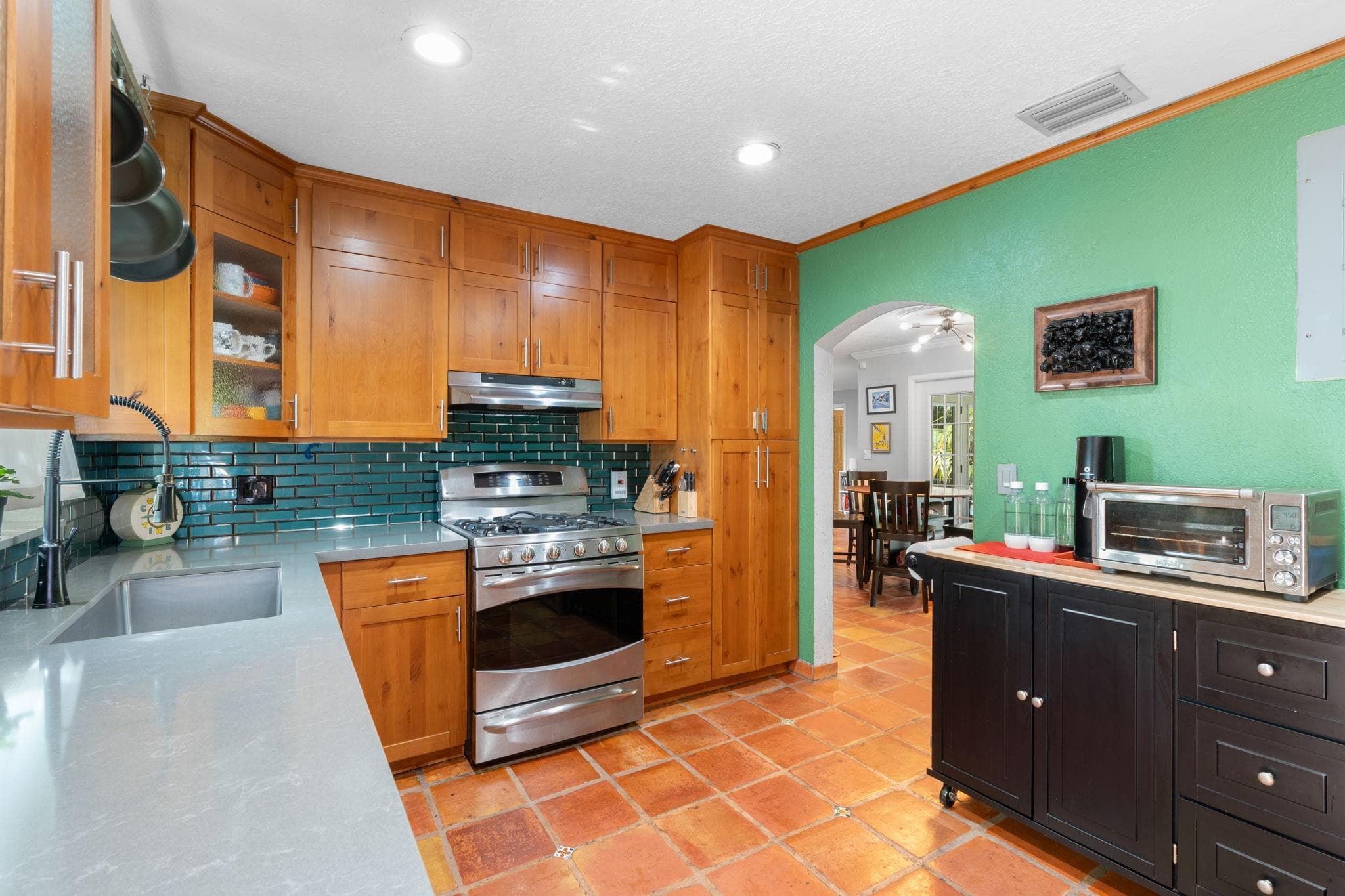 2956 NW 6th Terrace, Wilton Manors, FL 33311 — photo 10 of 43