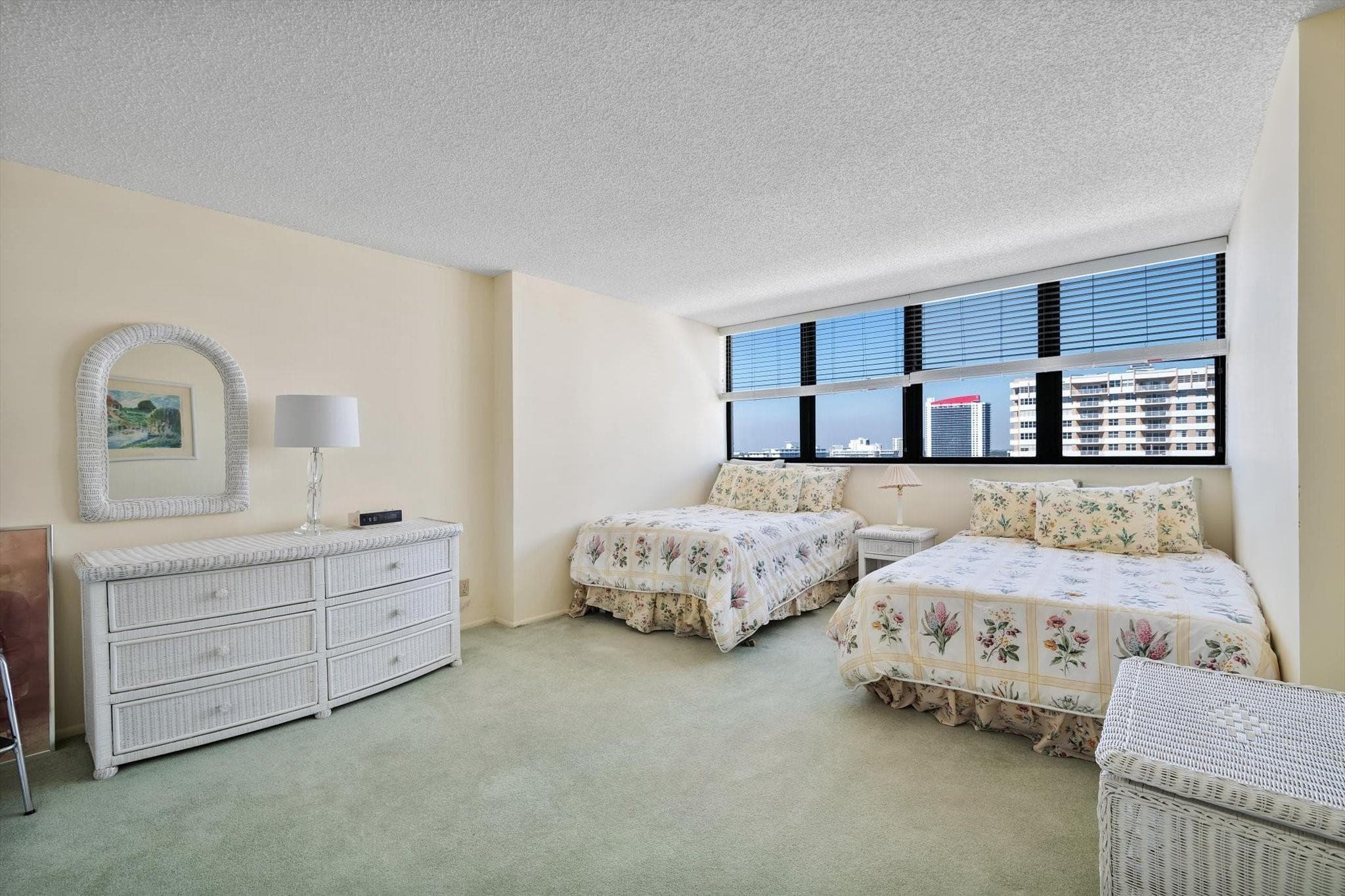 2017 S Ocean Drive Ph1, Hallandale Beach, FL 33009 — photo 21 of 45