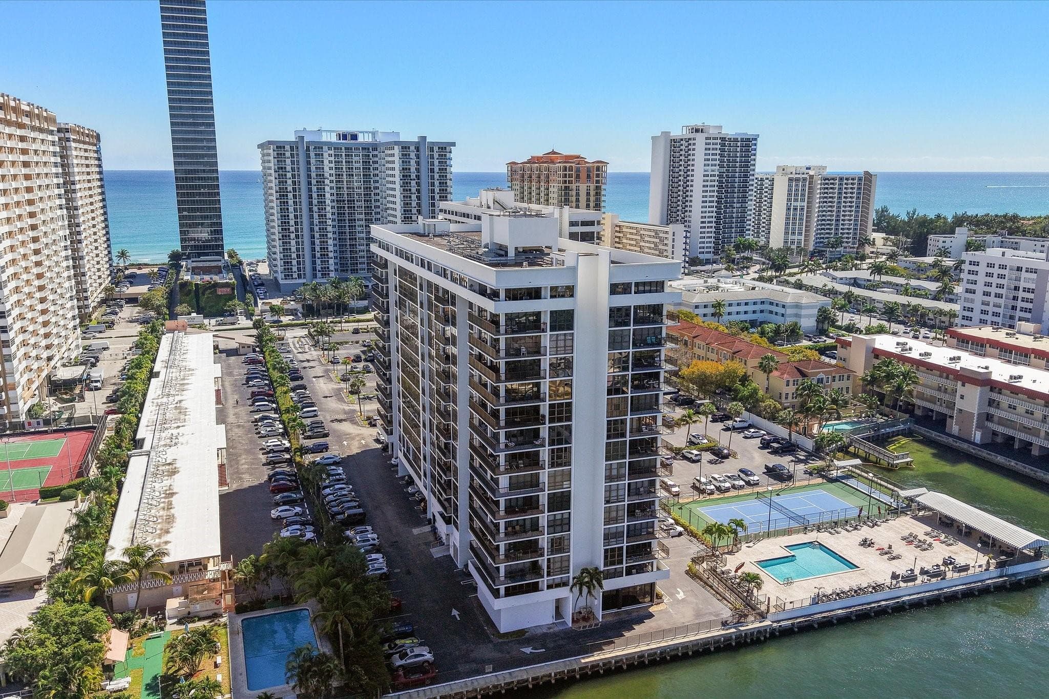 2017 S Ocean Drive Ph1, Hallandale Beach, FL 33009 — photo 3 of 45