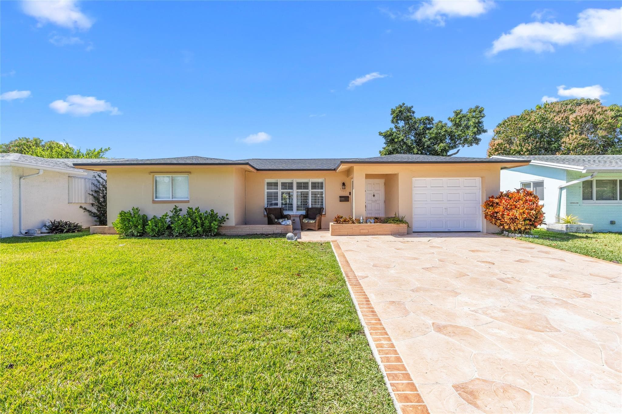 5607 NW 49th Avenue, Tamarac, FL 33319 — photo 1 of 30