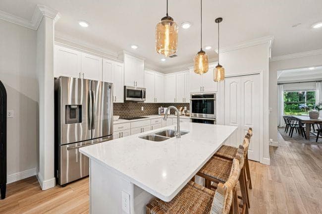 8746 103rd Avenue, Vero Beach, FL 32967 — photo 3 of 25