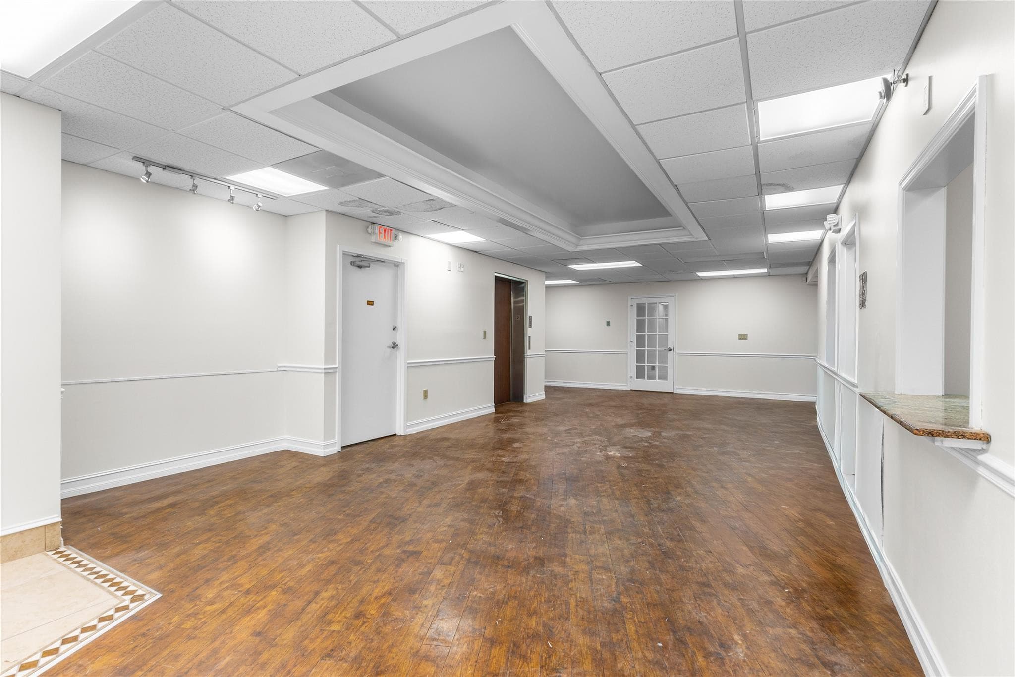 2466 E Commercial Boulevard 102-103, Fort Lauderdale, FL 33308 — photo 11 of 25
