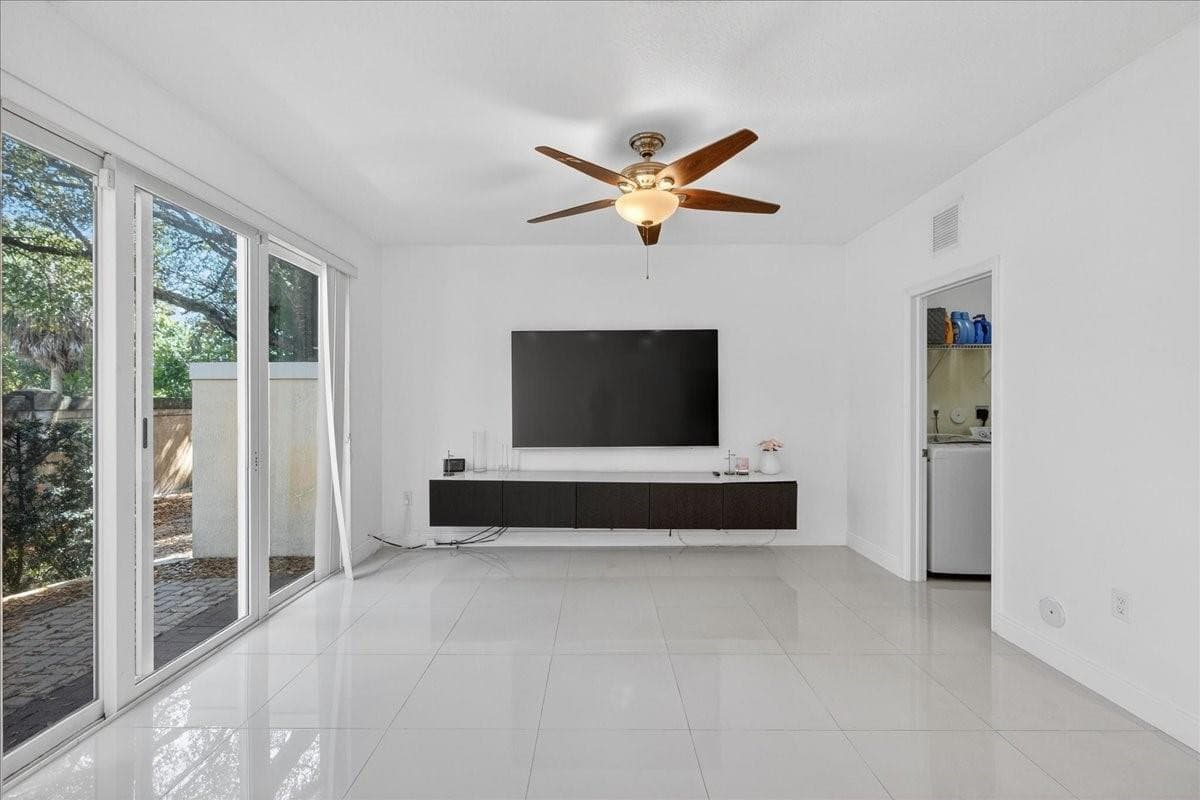 3262 NW 31st Terrace, Oakland Park, FL 33309 — photo 9 of 28