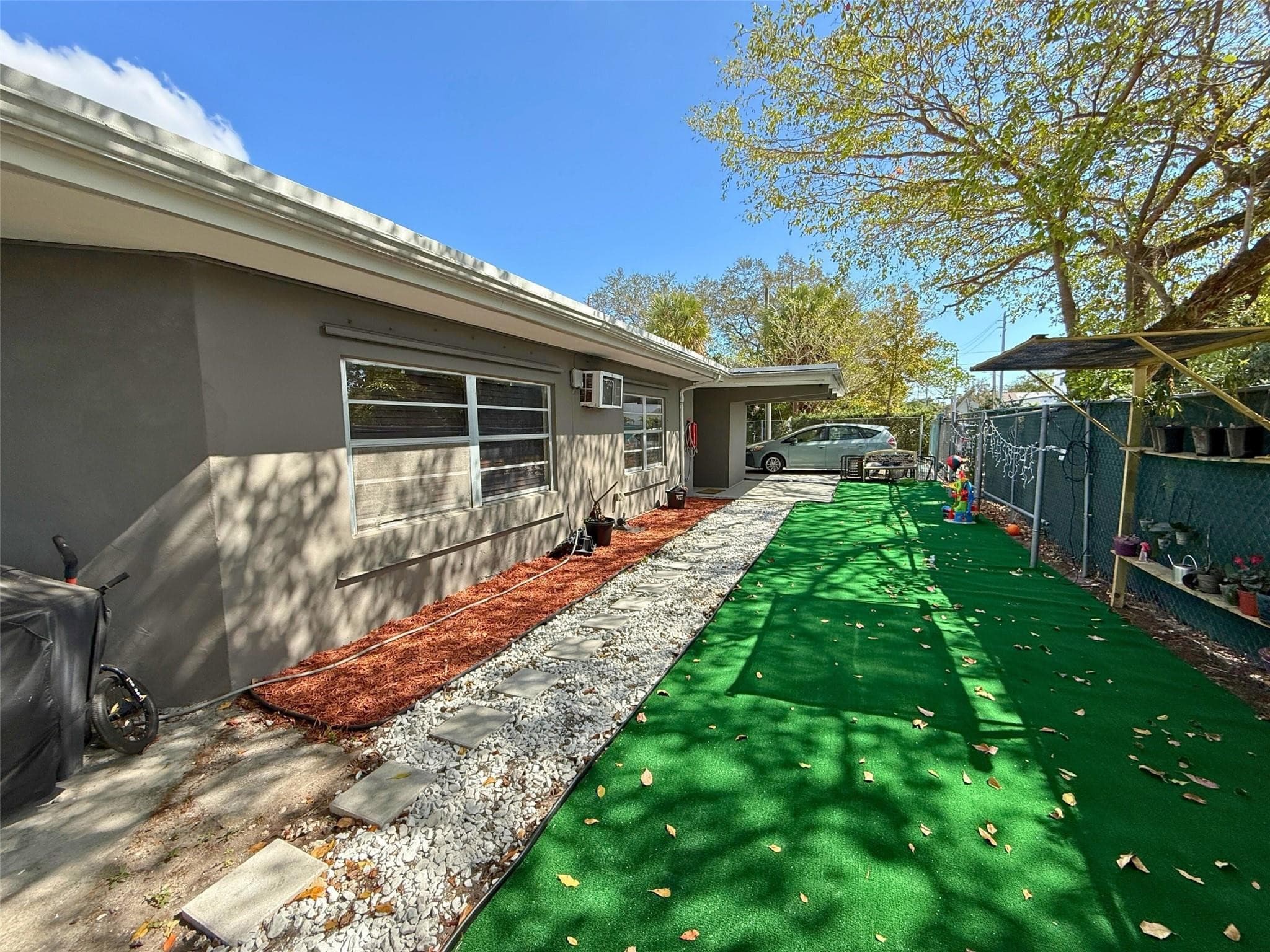 1390 Riverland Road, Fort Lauderdale, FL 33312 — photo 11 of 34