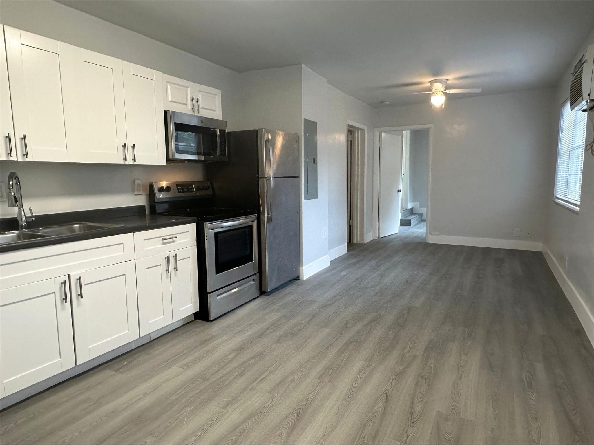1390 Riverland Road, Fort Lauderdale, FL 33312 — photo 15 of 34