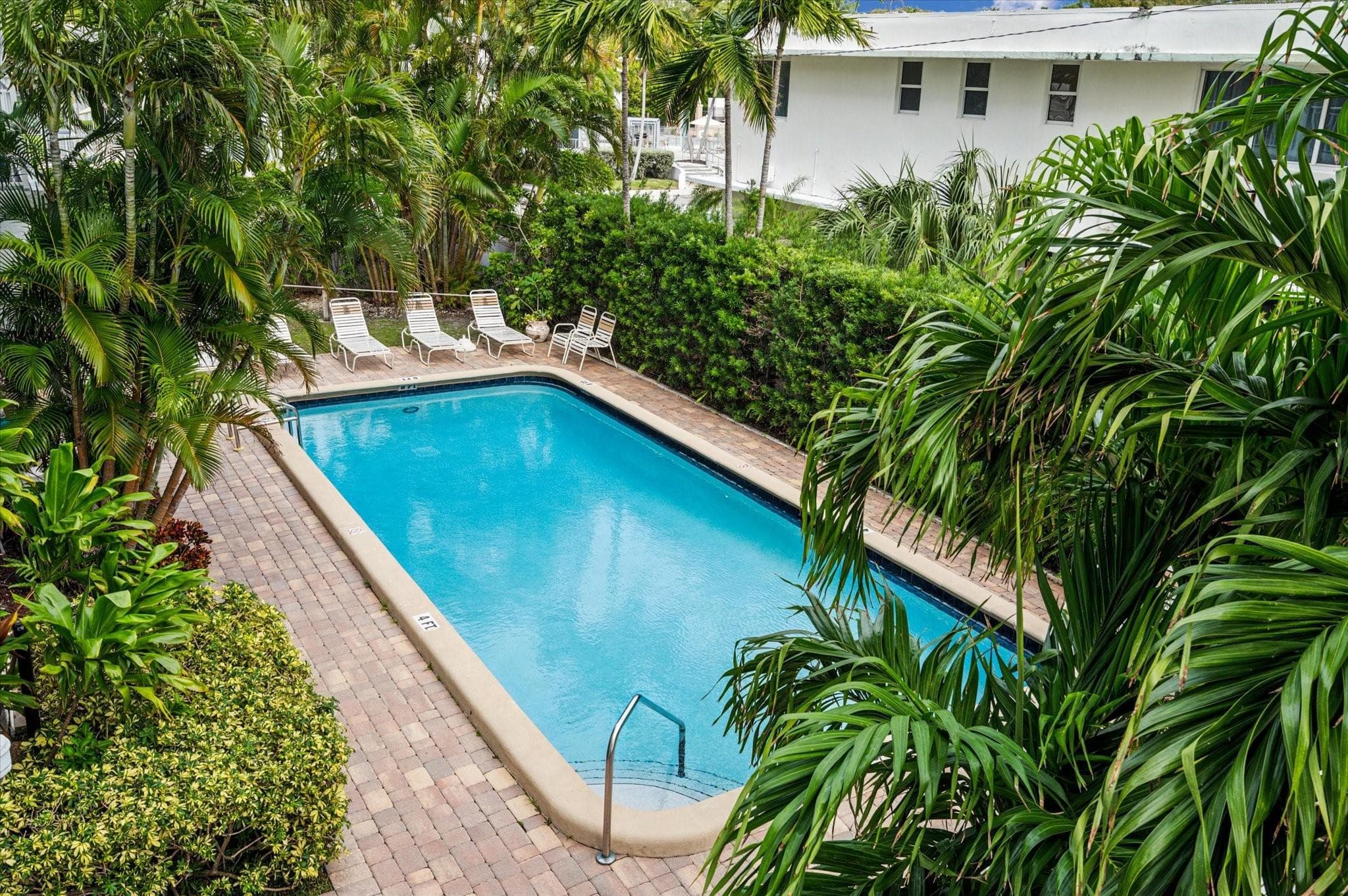 720 Orton Avenue 206, Fort Lauderdale, FL 33304 — photo 10 of 13