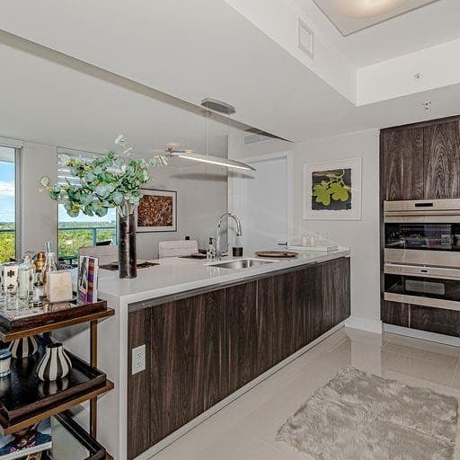 1180 N Federal Highway 1103, Fort Lauderdale, FL 33304 — photo 3 of 75