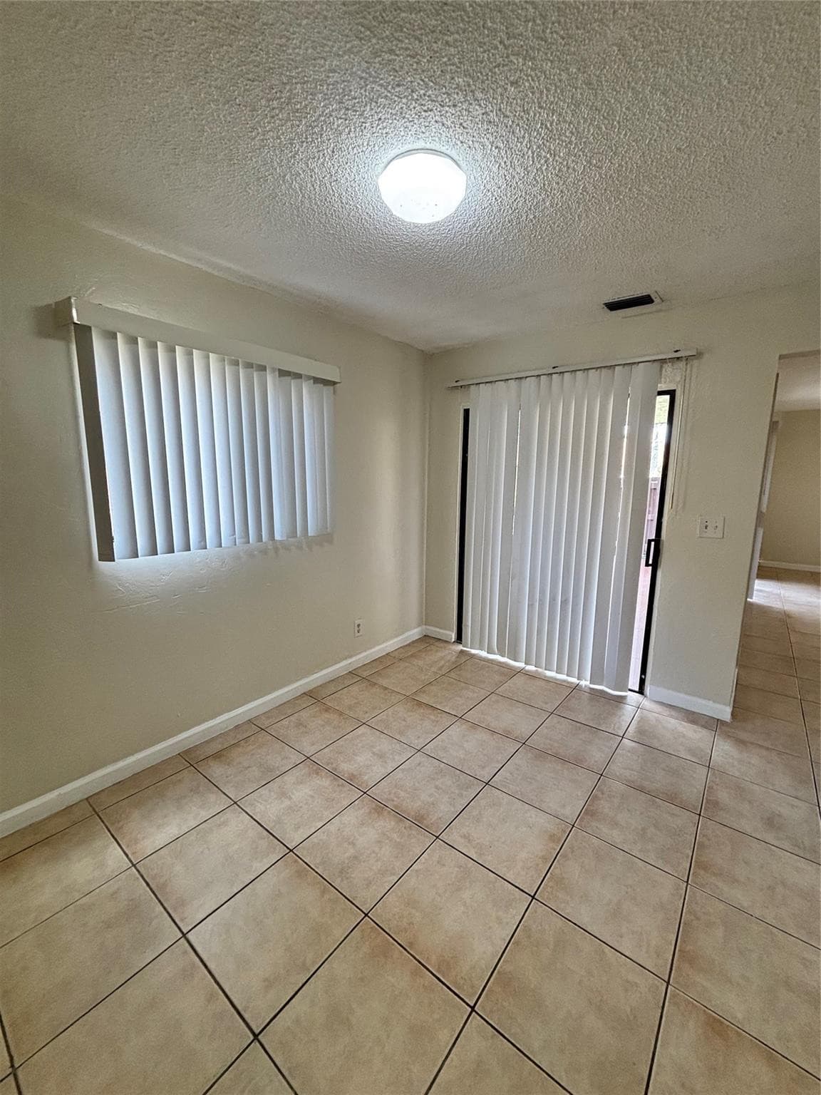 224 San Remo Boulevard 224, North Lauderdale, FL 33068 — photo 9 of 40