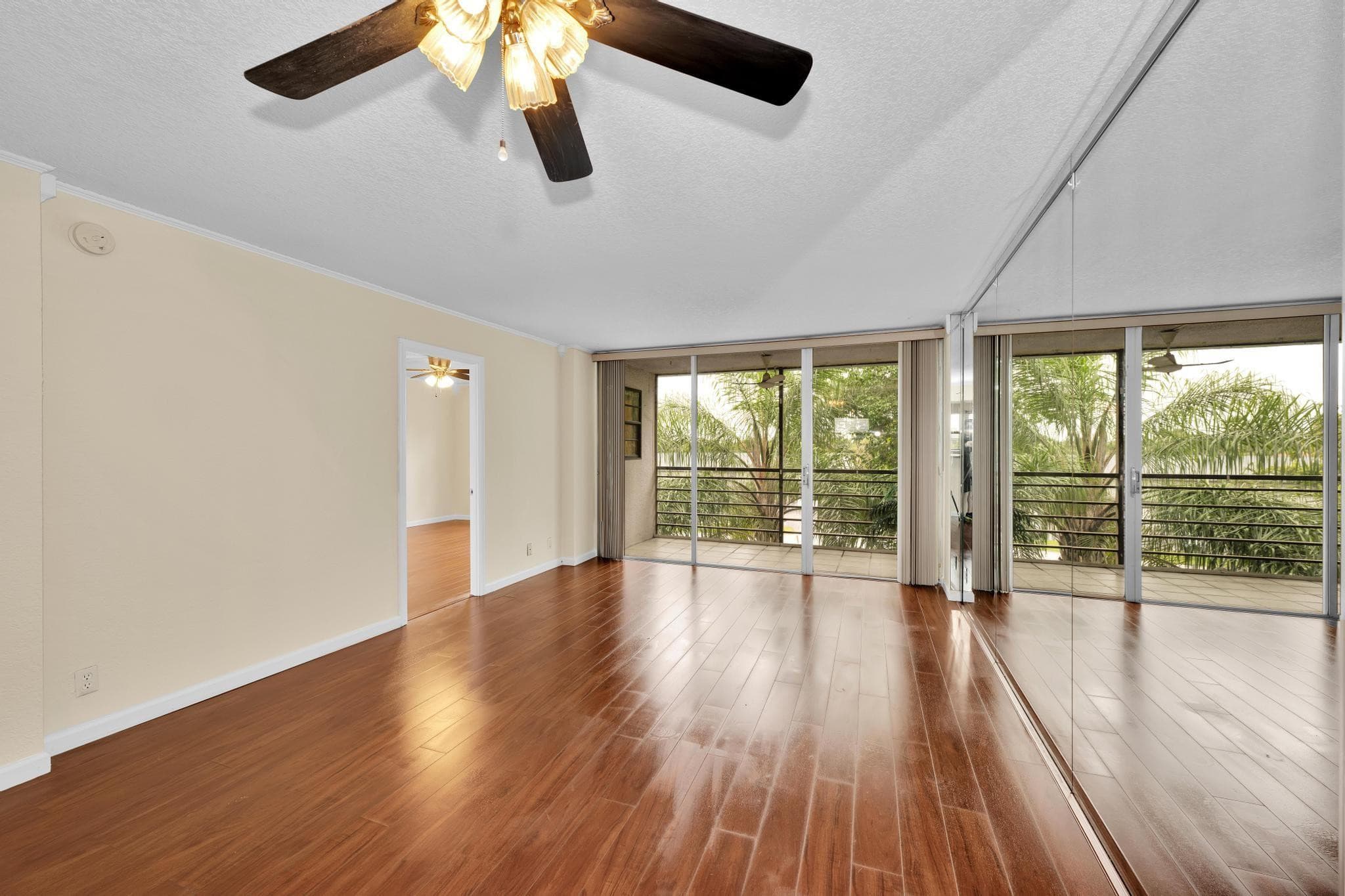 118 Royal Park Drive 4G, Oakland Park, FL 33309 — photo