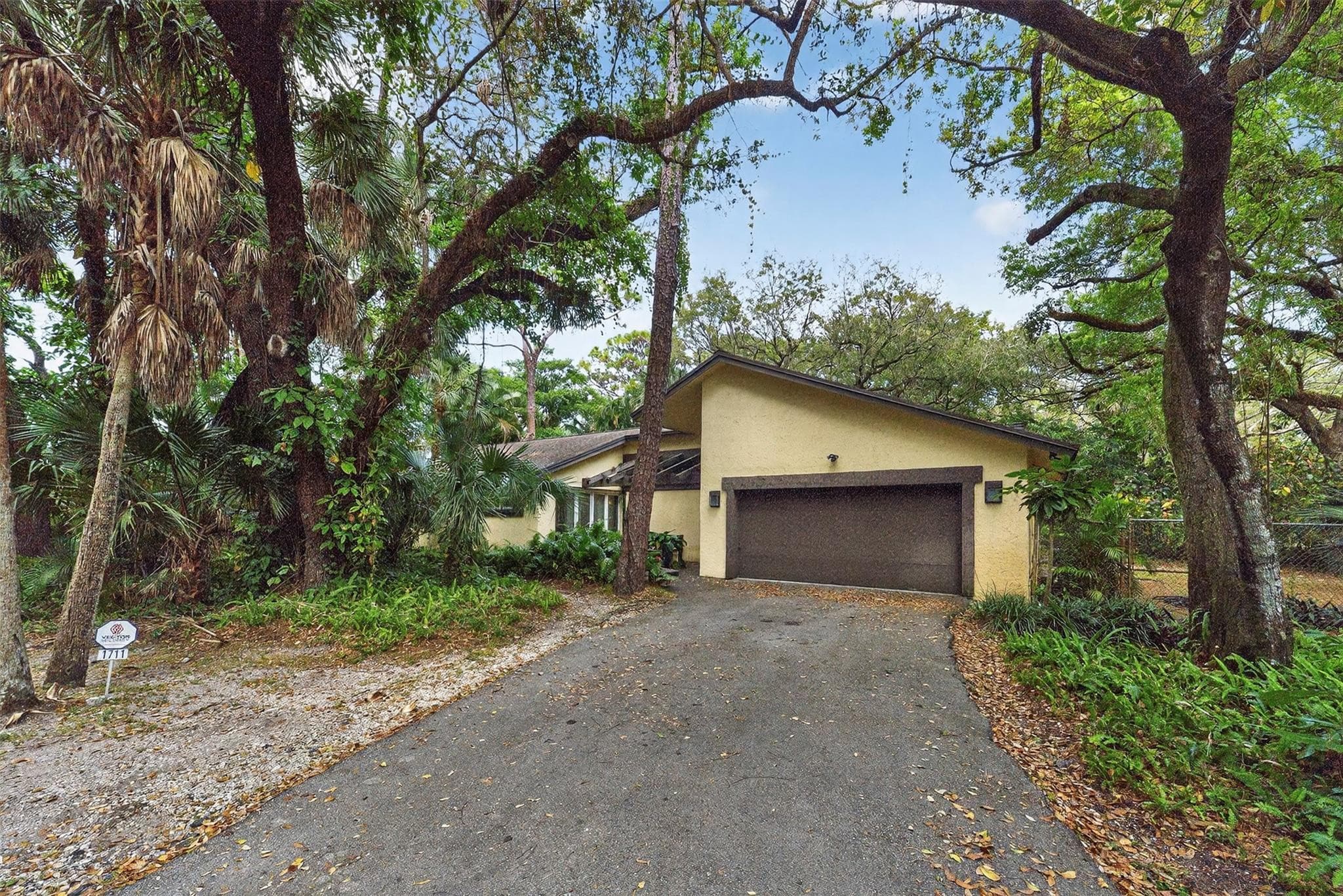 1711 SW 30th Place, Fort Lauderdale, FL 33315 — photo 30 of 42