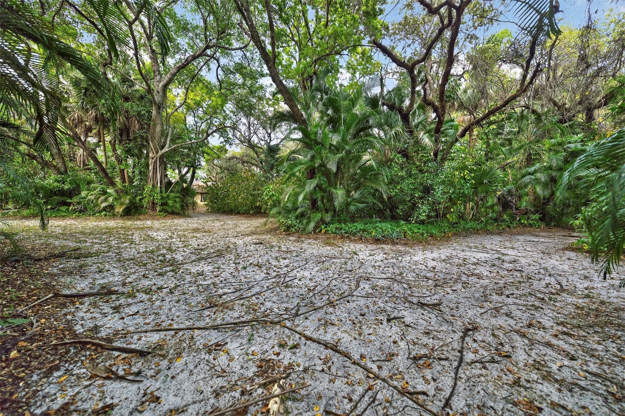 1711 SW 30th Place, Fort Lauderdale, FL 33315 — photo 33 of 42