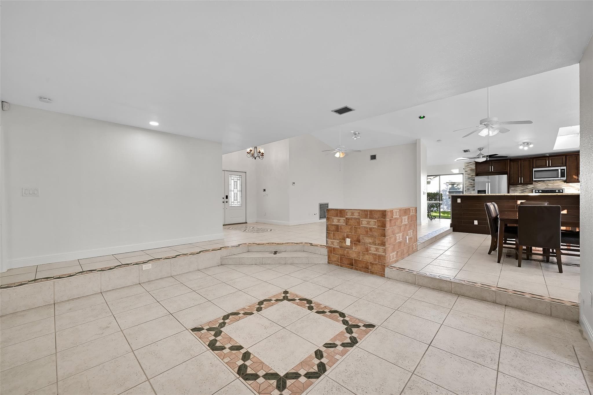 11136 NW 1st Place, Coral Springs, FL 33071 — photo 7 of 40