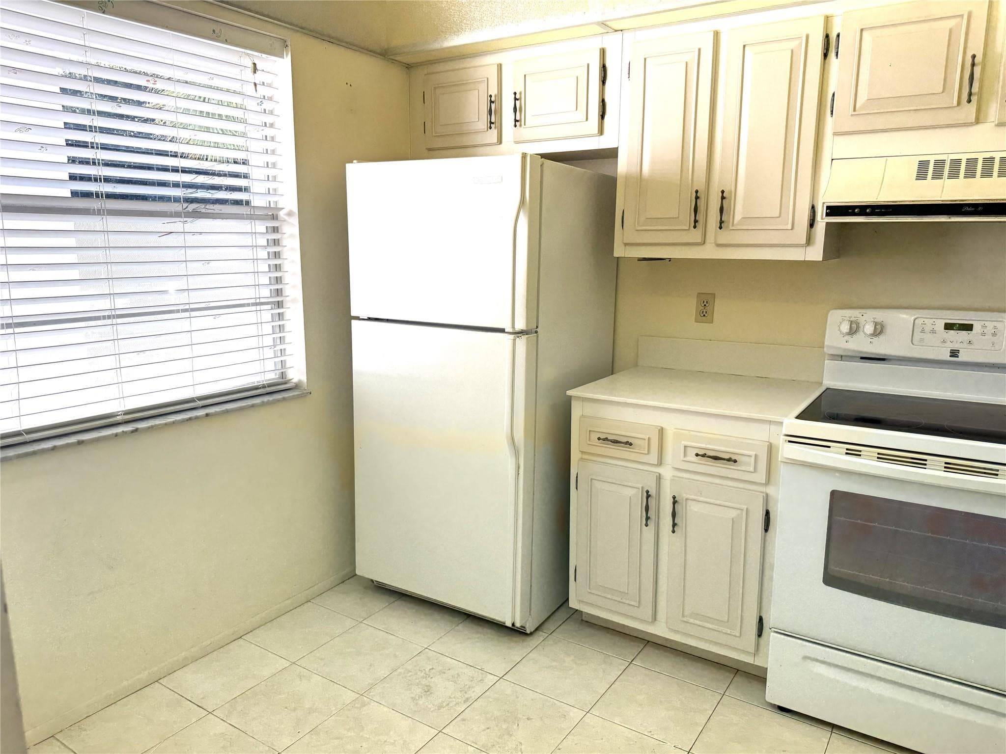 4501 Martinique Way C2, Coconut Creek, FL 33066 — photo 3 of 25