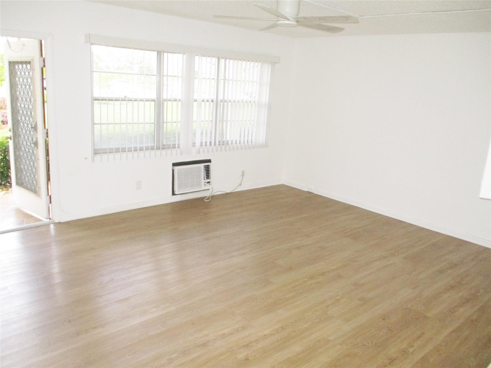 513 Mansfield M 513, Boca Raton, FL 33434 — photo 14 of 47