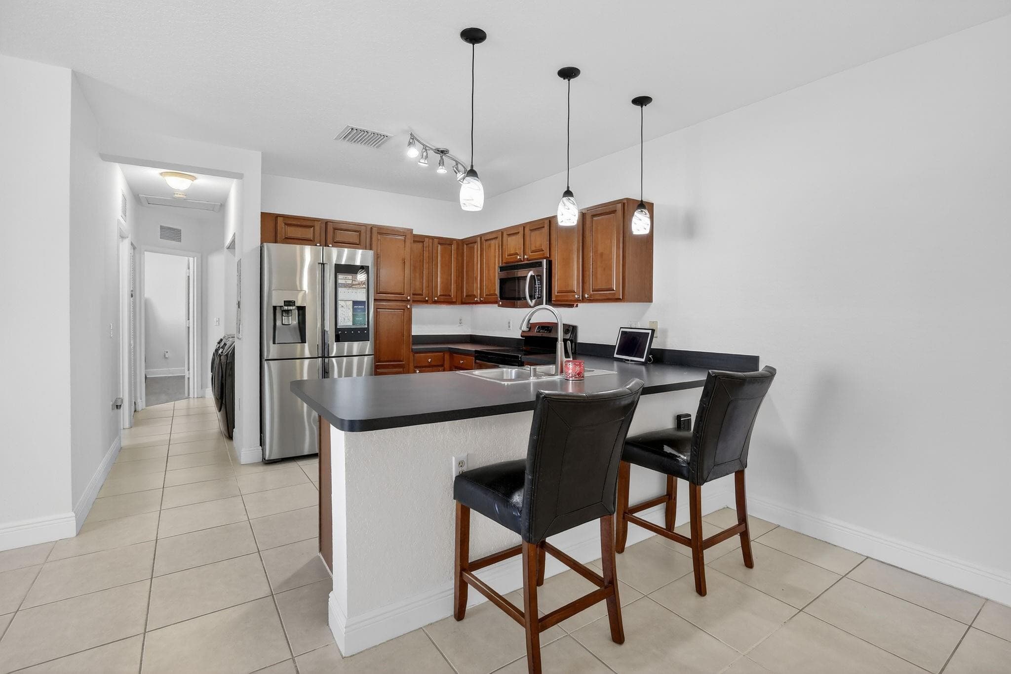7400 Palomino Drive 524, Hollywood, FL 33024 — photo 2 of 36
