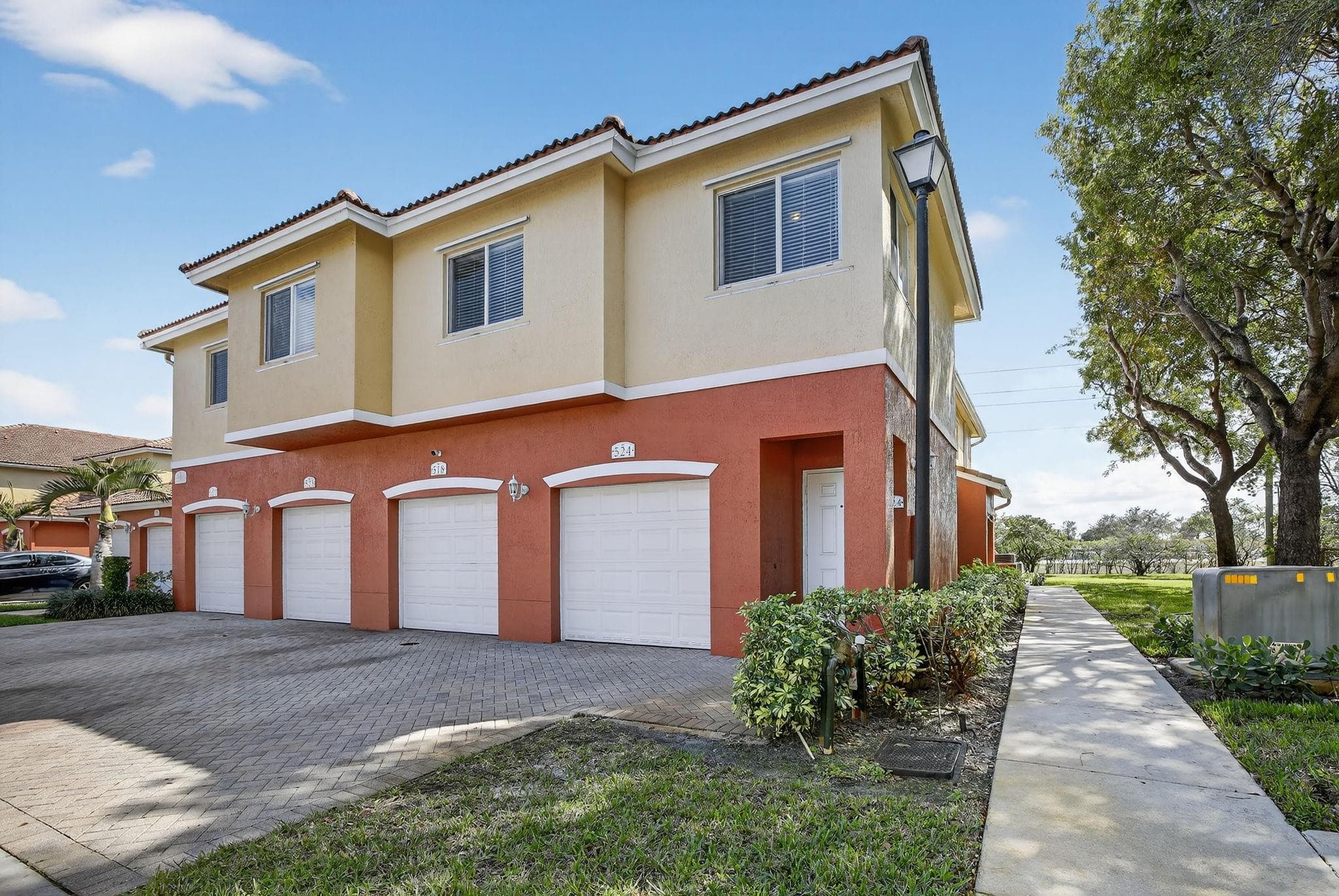 7400 Palomino Drive 524, Hollywood, FL 33024 — photo 5 of 36