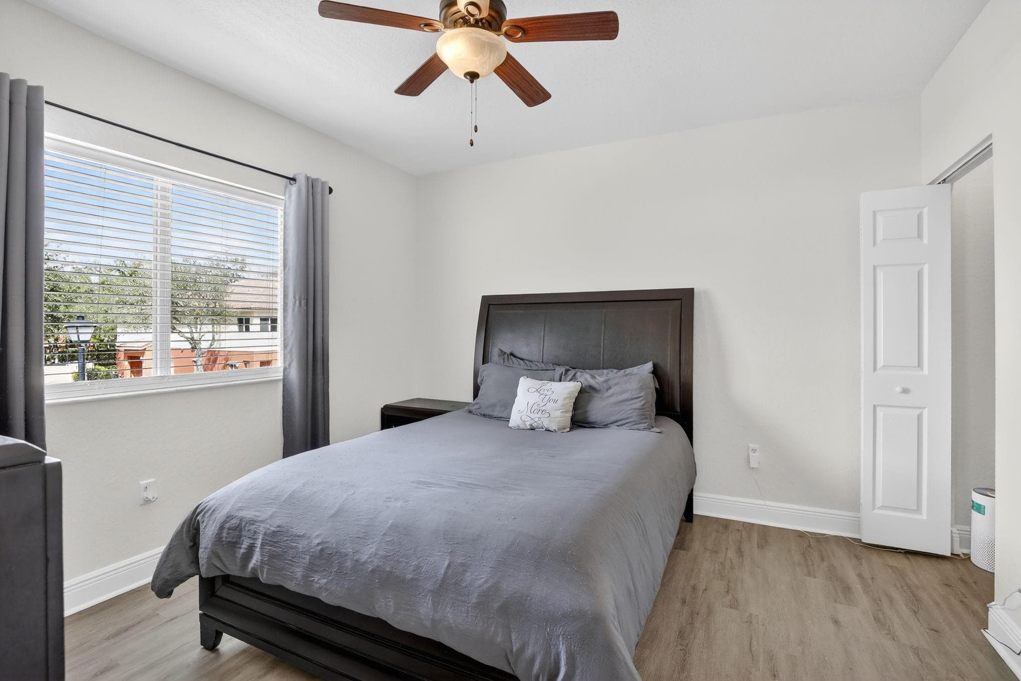 7400 Palomino Drive 524, Hollywood, FL 33024 — photo 19 of 36