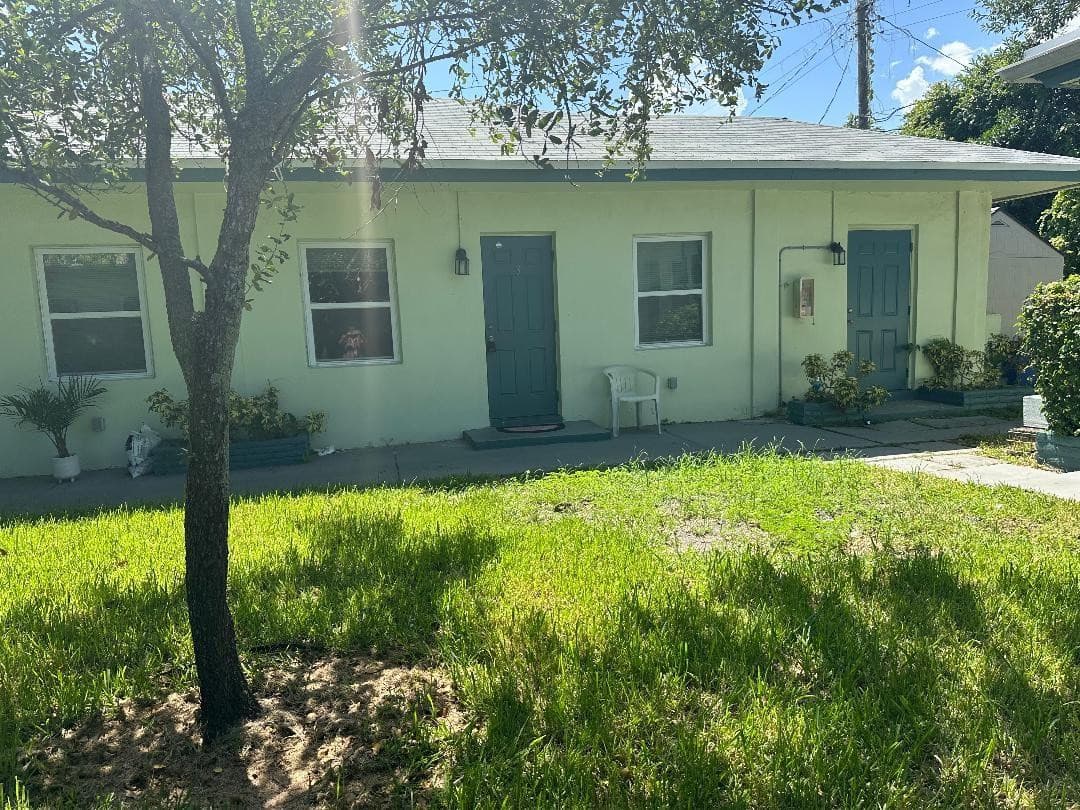 713 NE 3rd Street, Hallandale Beach, FL 33009 — photo 2 of 8