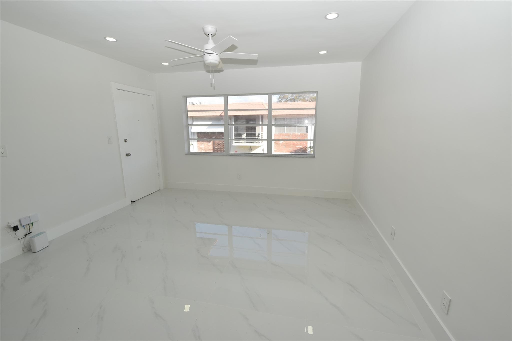 3550 NW 8th Avenue 810, Pompano Beach, FL 33064 — photo 9 of 9