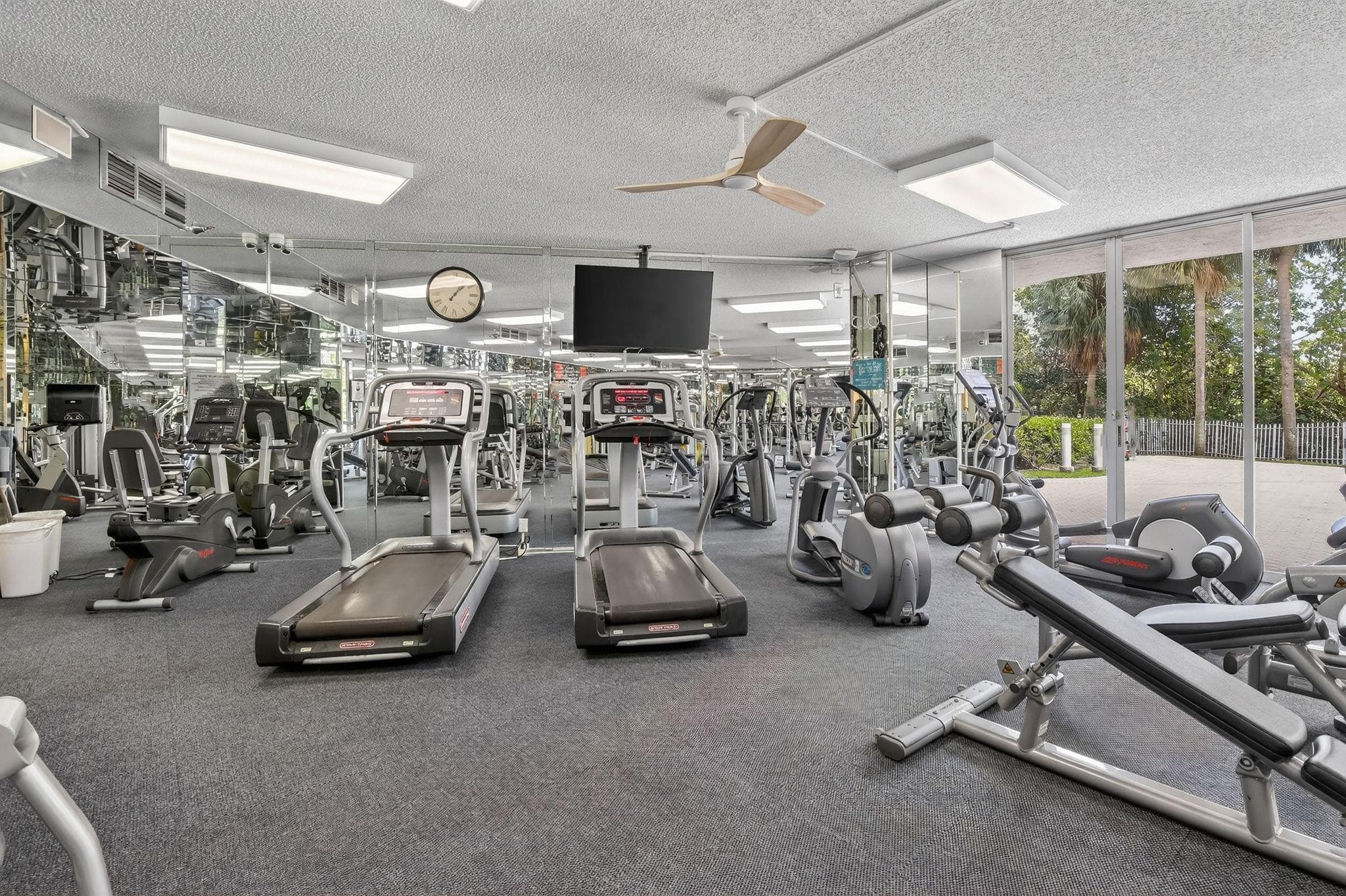 3400 NE 192nd Street 1008, Miami, FL 33180 — photo 34 of 48