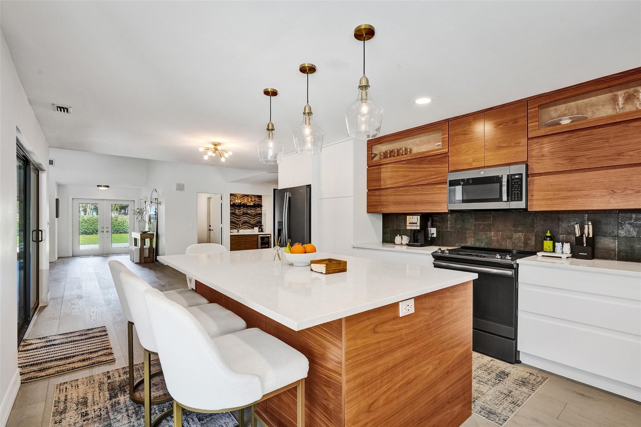 614 Lakewoode Circle W, Delray Beach, FL 33445 — photo 5 of 49