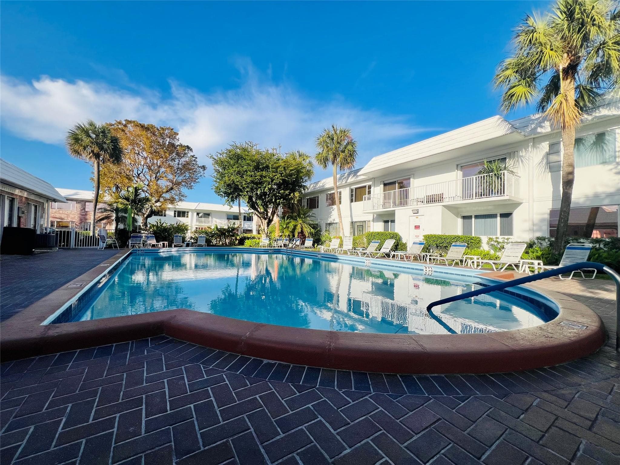 412 S Cypress Road 225, Pompano Beach, FL 33060 — photo 1 of 17