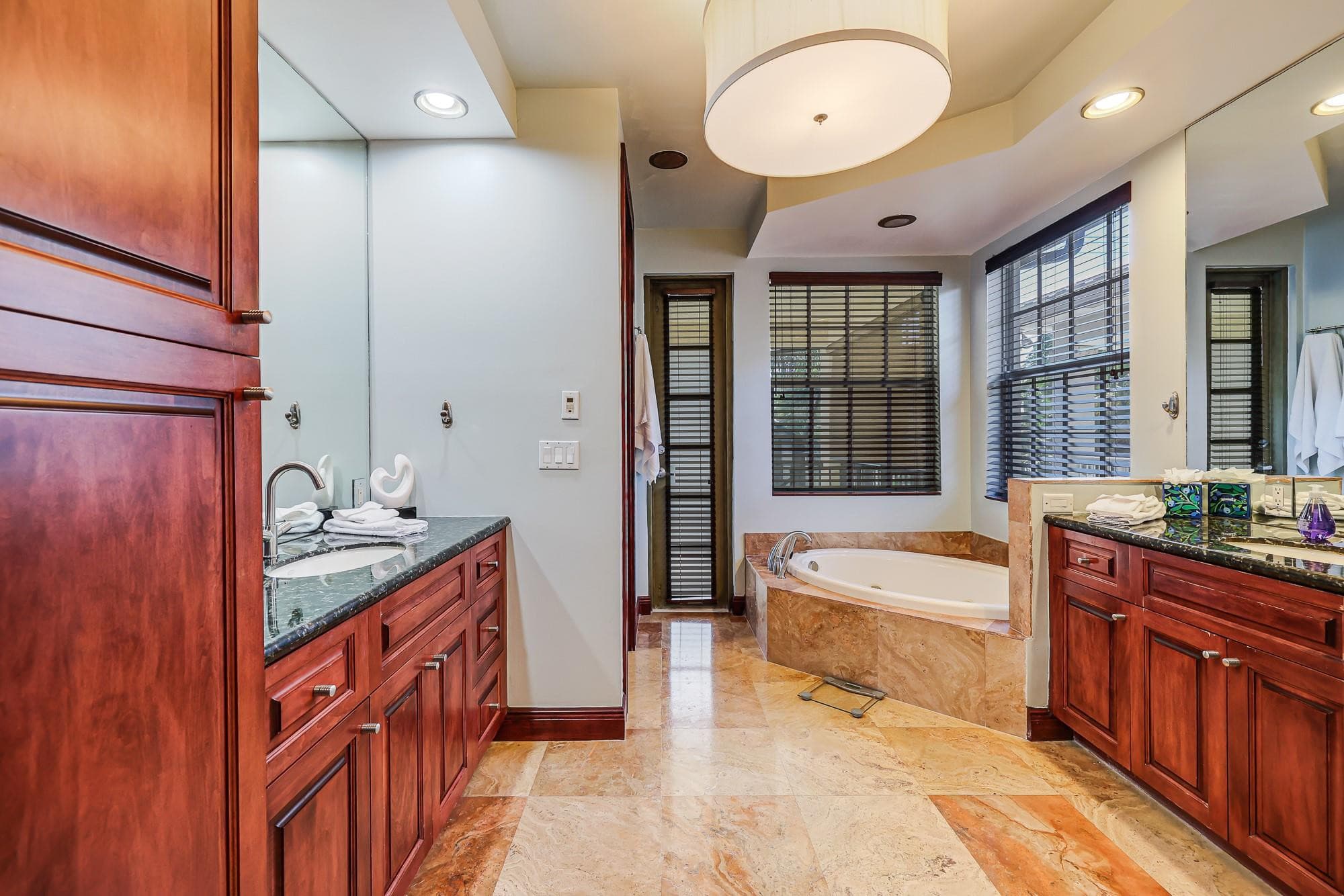 132 NE 21st Court, Wilton Manors, FL 33305 — photo 34 of 54