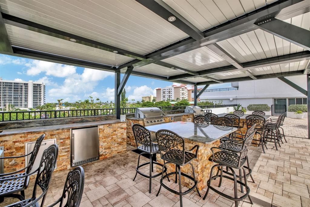 525 N Ocean Boulevard 522, Pompano Beach, FL 33062 — photo 31 of 43