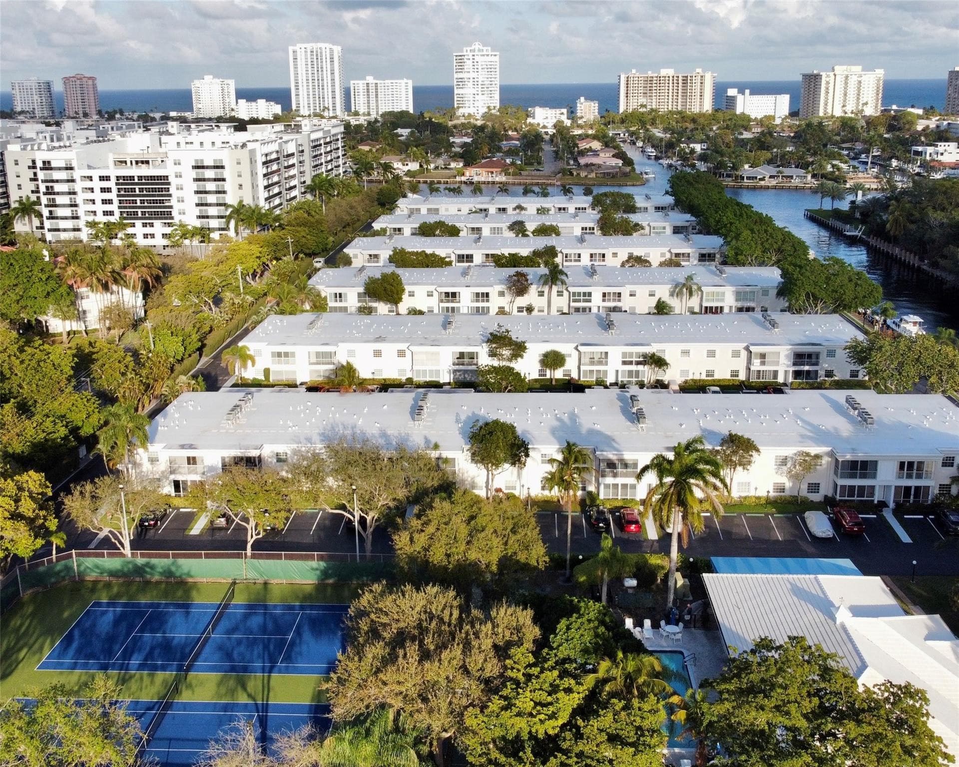 6405 Bay Club Drive 4, Fort Lauderdale, FL 33308 — photo 1 of 22