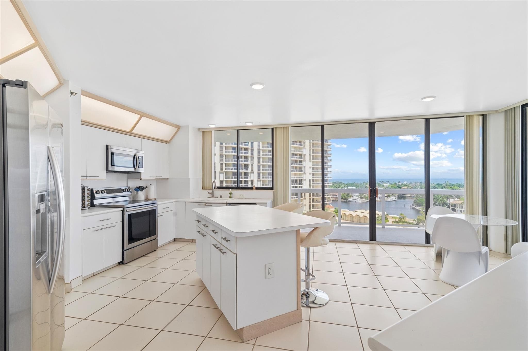 20185 E Country Club Drive 901, Aventura, FL 33180 — photo 22 of 70