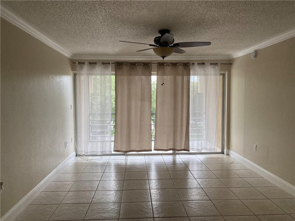 4235 N University Drive 301, Sunrise, FL 33351 — photo 13 of 55