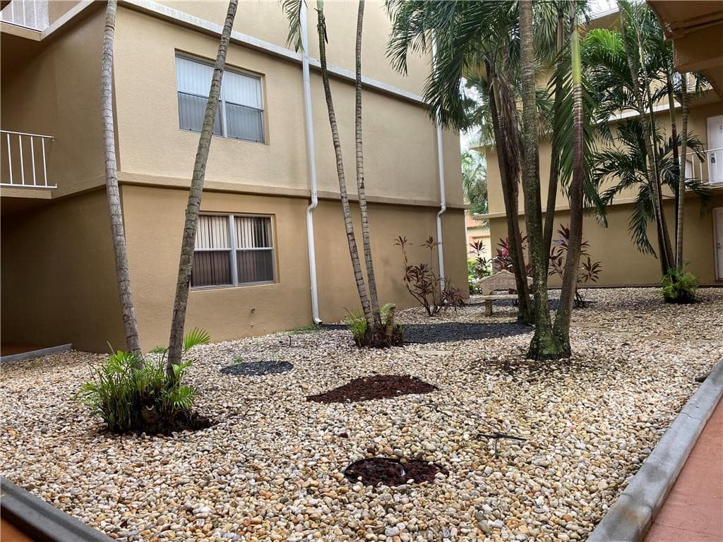 4235 N University Drive 301, Sunrise, FL 33351 — photo 37 of 55