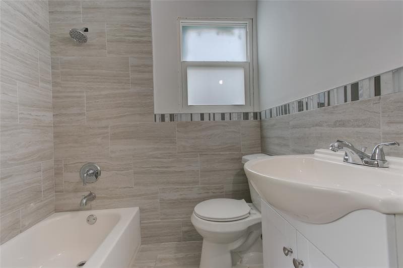 1833 Taylor Street 2, Hollywood, FL 33020 — photo 8 of 12