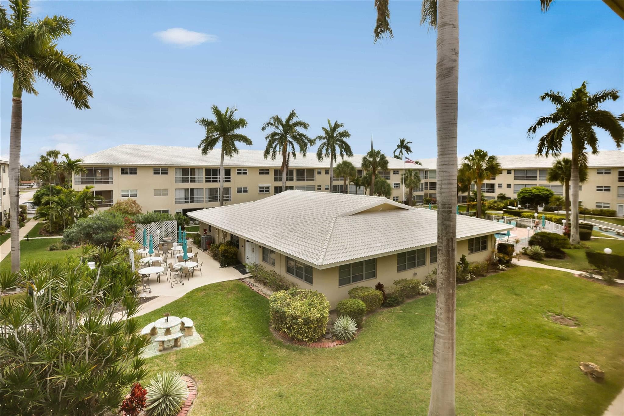 1951 NE 39th Street 337, Lighthouse Point, FL 33064 — photo 2 of 27