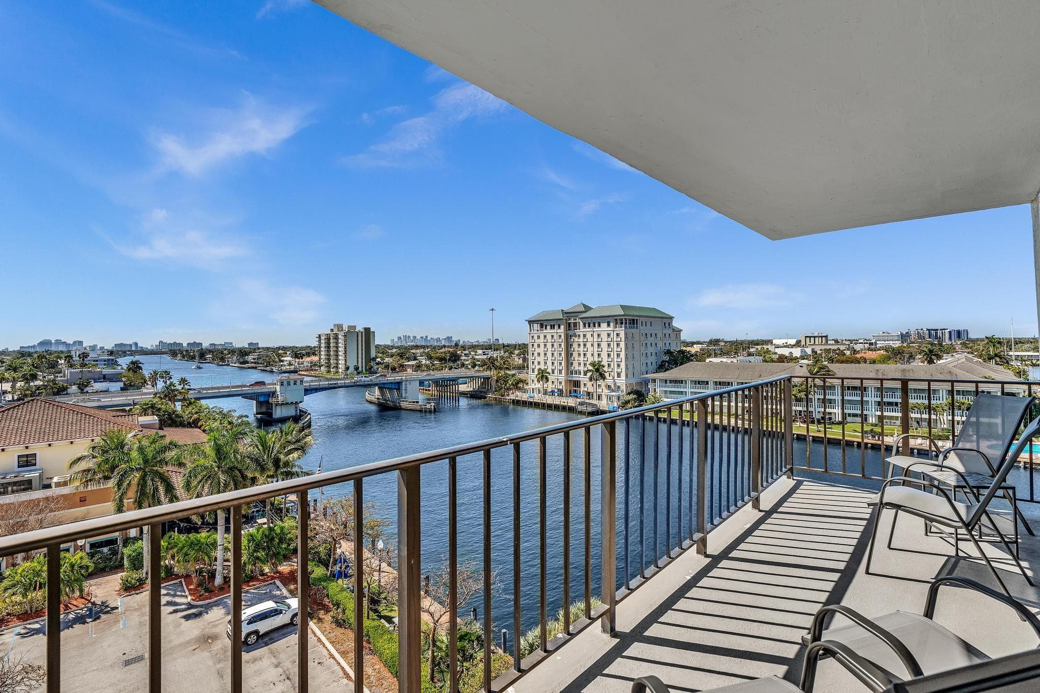 3233 NE 32nd Avenue 703, Fort Lauderdale, FL 33308 — photo 3 of 68