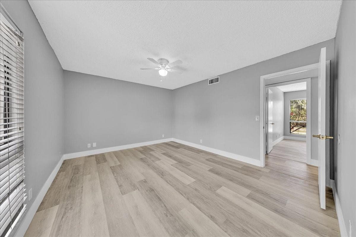 1500 N Congress Avenue C31, West Palm Beach, FL 33401 — photo 31 of 39