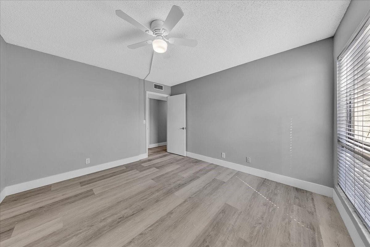 1500 N Congress Avenue C31, West Palm Beach, FL 33401 — photo 36 of 39