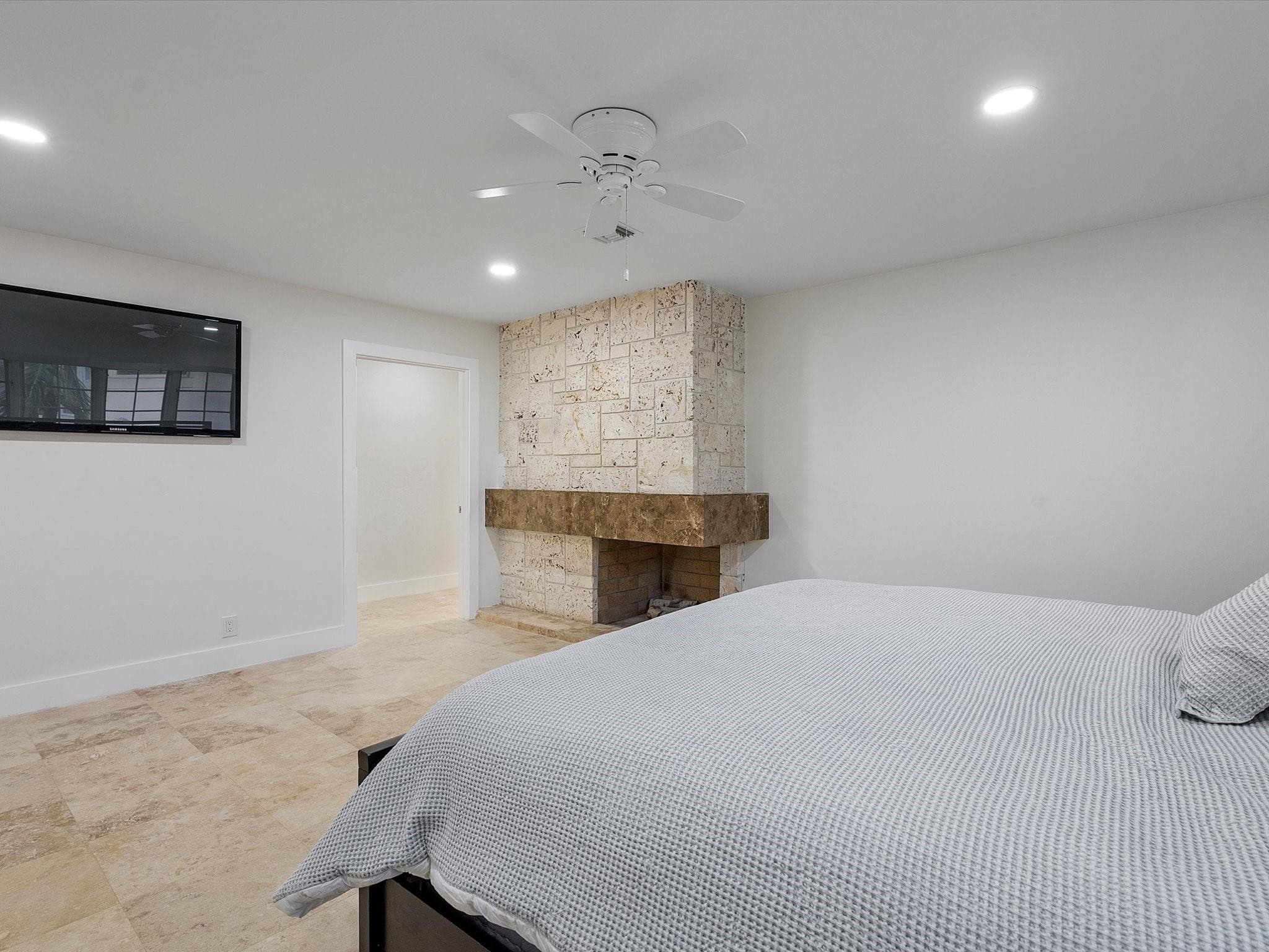 1421 Ponce De Leon, Fort Lauderdale, FL 33316 — photo 55 of 68