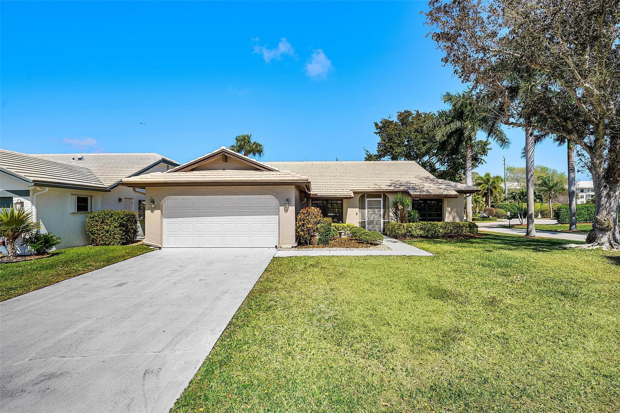 6191 S Petaluma Drive, Boca Raton, FL 33433 — photo 2 of 36