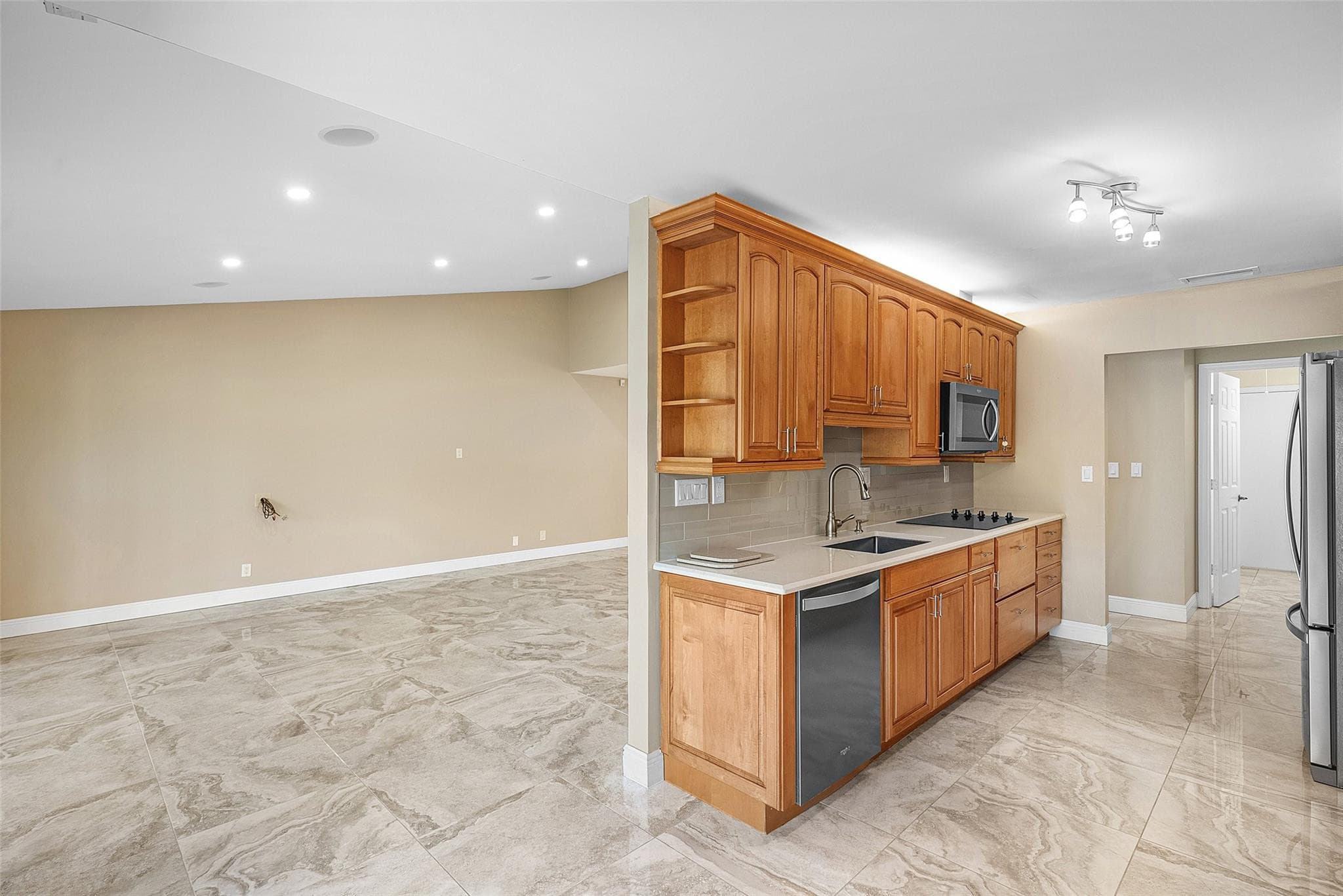 6191 S Petaluma Drive, Boca Raton, FL 33433 — photo 14 of 36