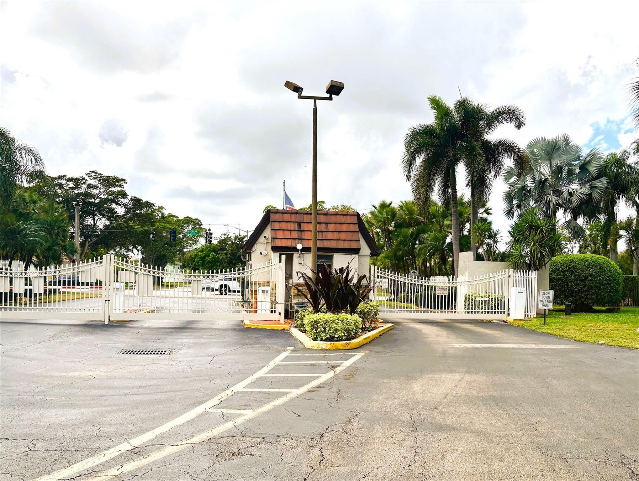 3940 Inverrary Boulevard 701a, Lauderhill, FL 33319 — photo 25 of 25