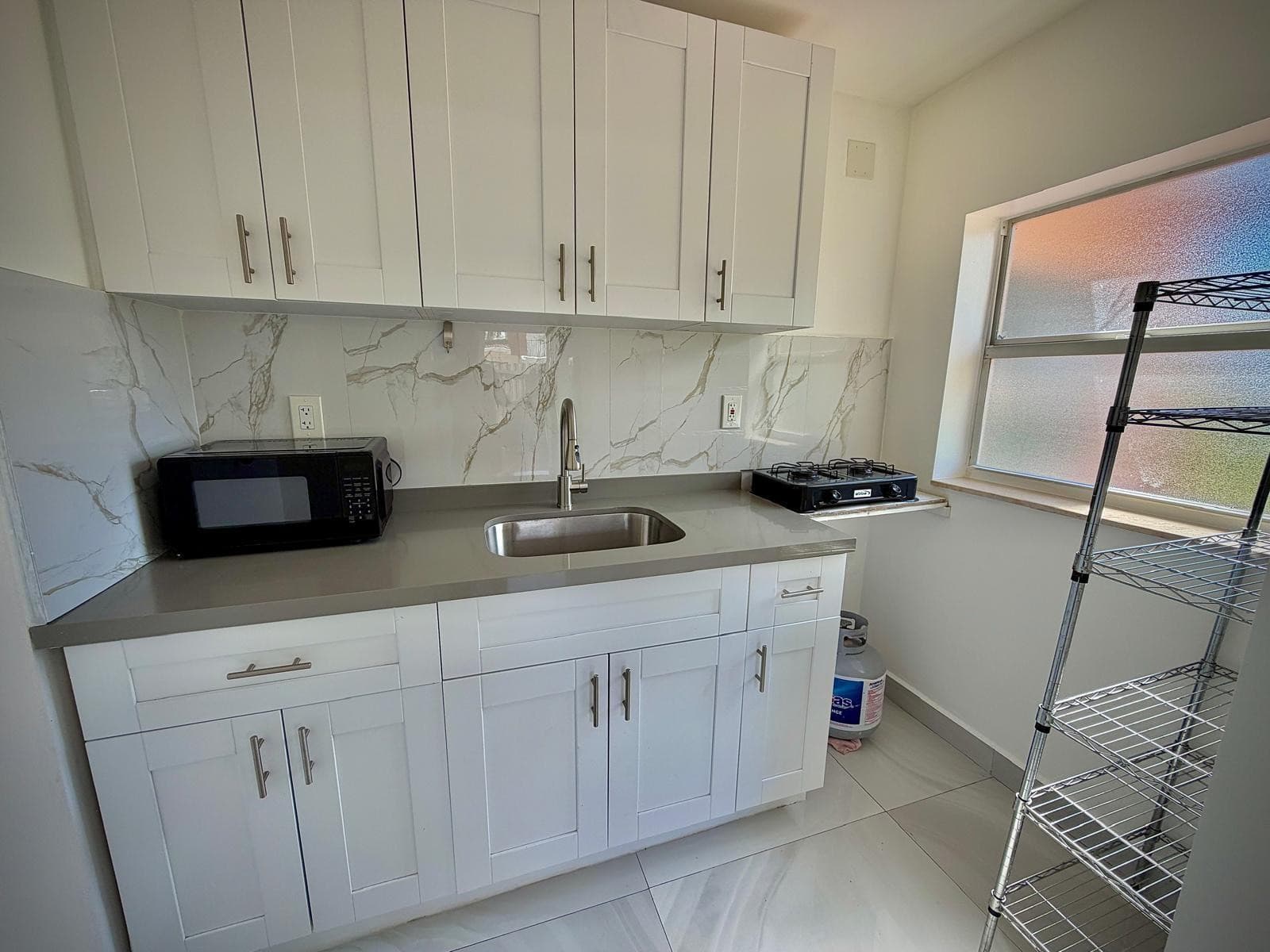 707 NE 15th Street A, Fort Lauderdale, FL 33304 — photo 8 of 18