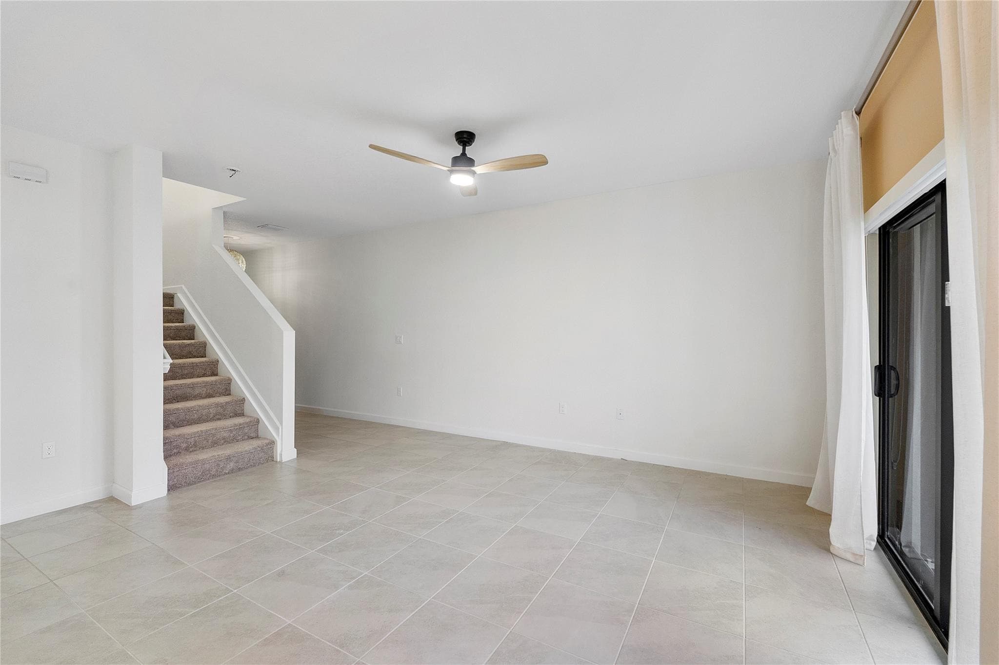 Townhouse in Dania Beach — photo 8 of 50