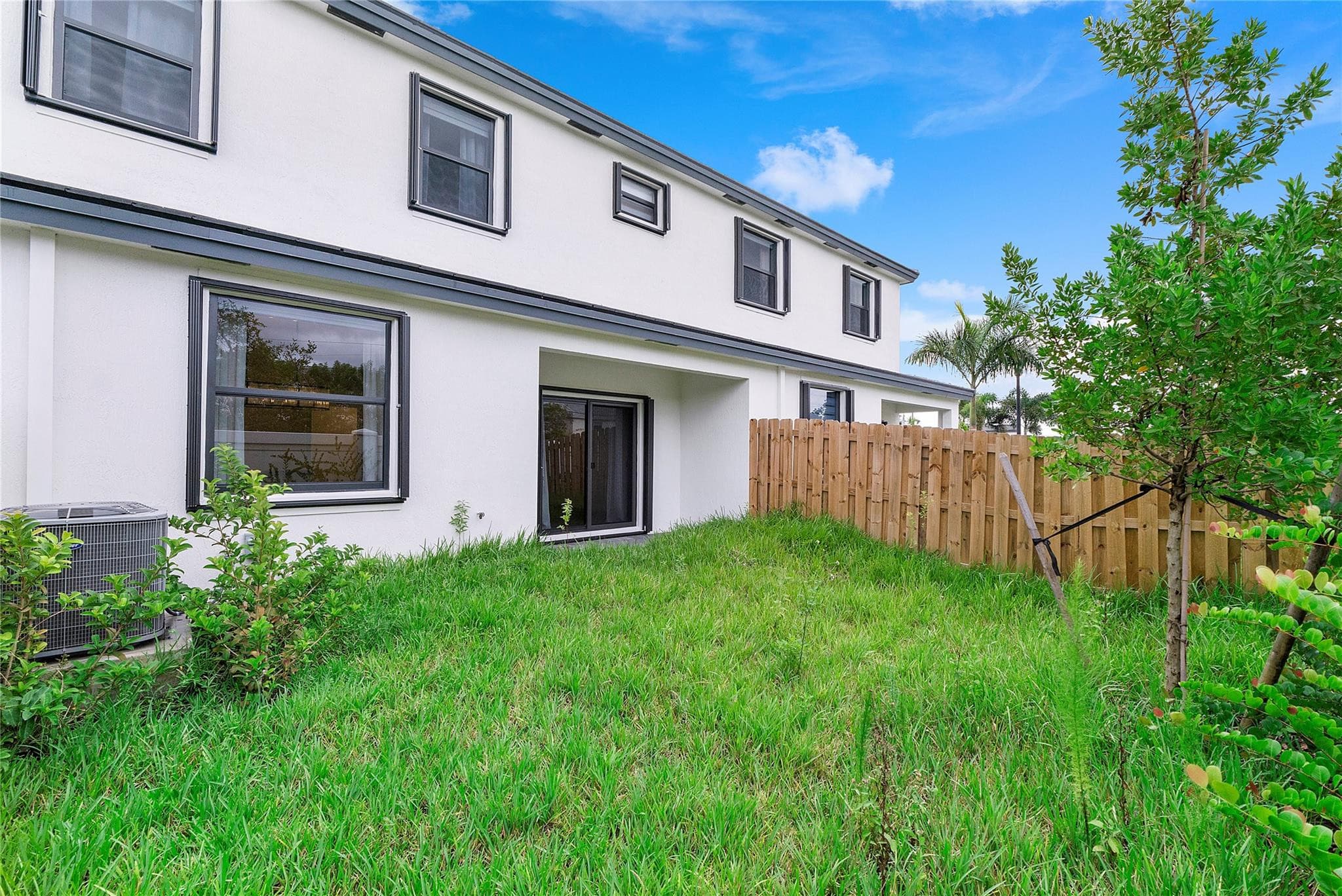 Townhouse in Dania Beach — photo 20 of 50